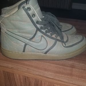 Nike dunk vandal hi